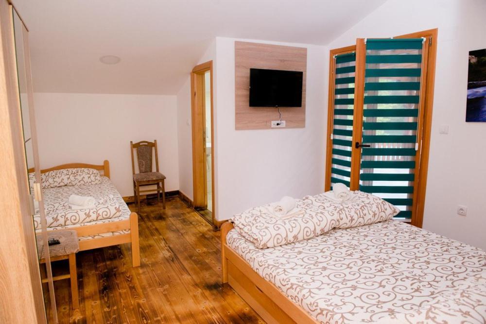 Bed and Breakfast Etno Selo Bok Vrhpolje Exterior foto